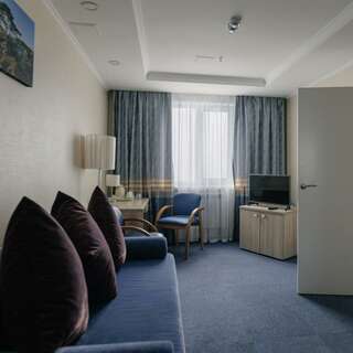 Гостиница Экватор Владивосток Джуниор Сюит-3