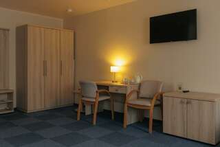 Гостиница Экватор Владивосток 2-местный номер полулюкс с видом на море-10