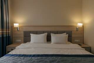 Гостиница Экватор Владивосток Номер люкс с видом на море-9