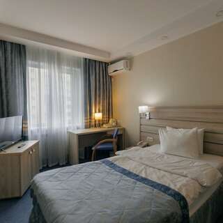 Гостиница Экватор Владивосток Люкс с видом на море-1