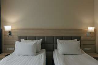 Гостиница Экватор Владивосток Номер люкс с видом на море-12